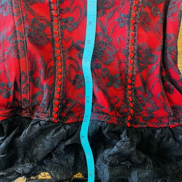 Red & Black Corset-Style Bustier w/ Lace & Ruffle Hem - Picture 3 of 8